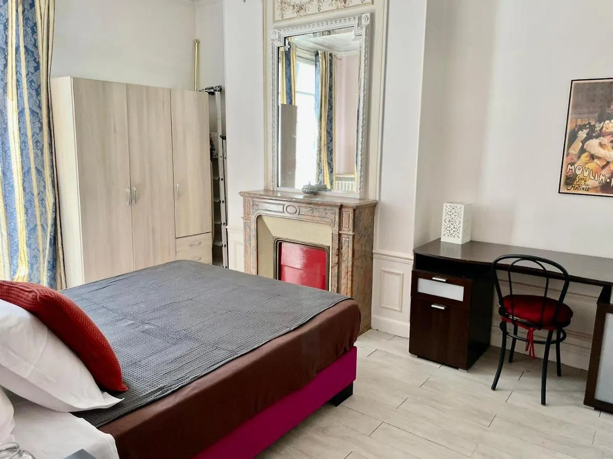 Haussmann Opera Penthouses 130M2 Paris 0*,